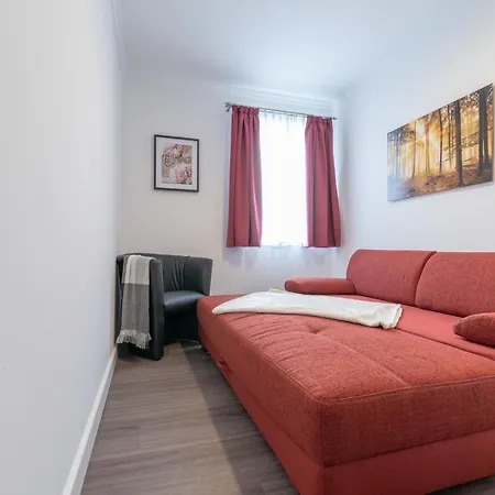 Rosengarten דירה *